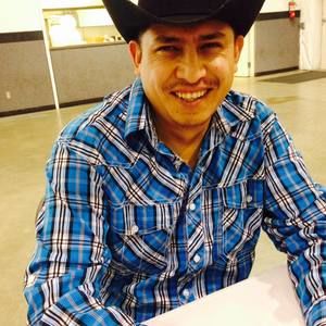 Meet your Posher, Ramiro